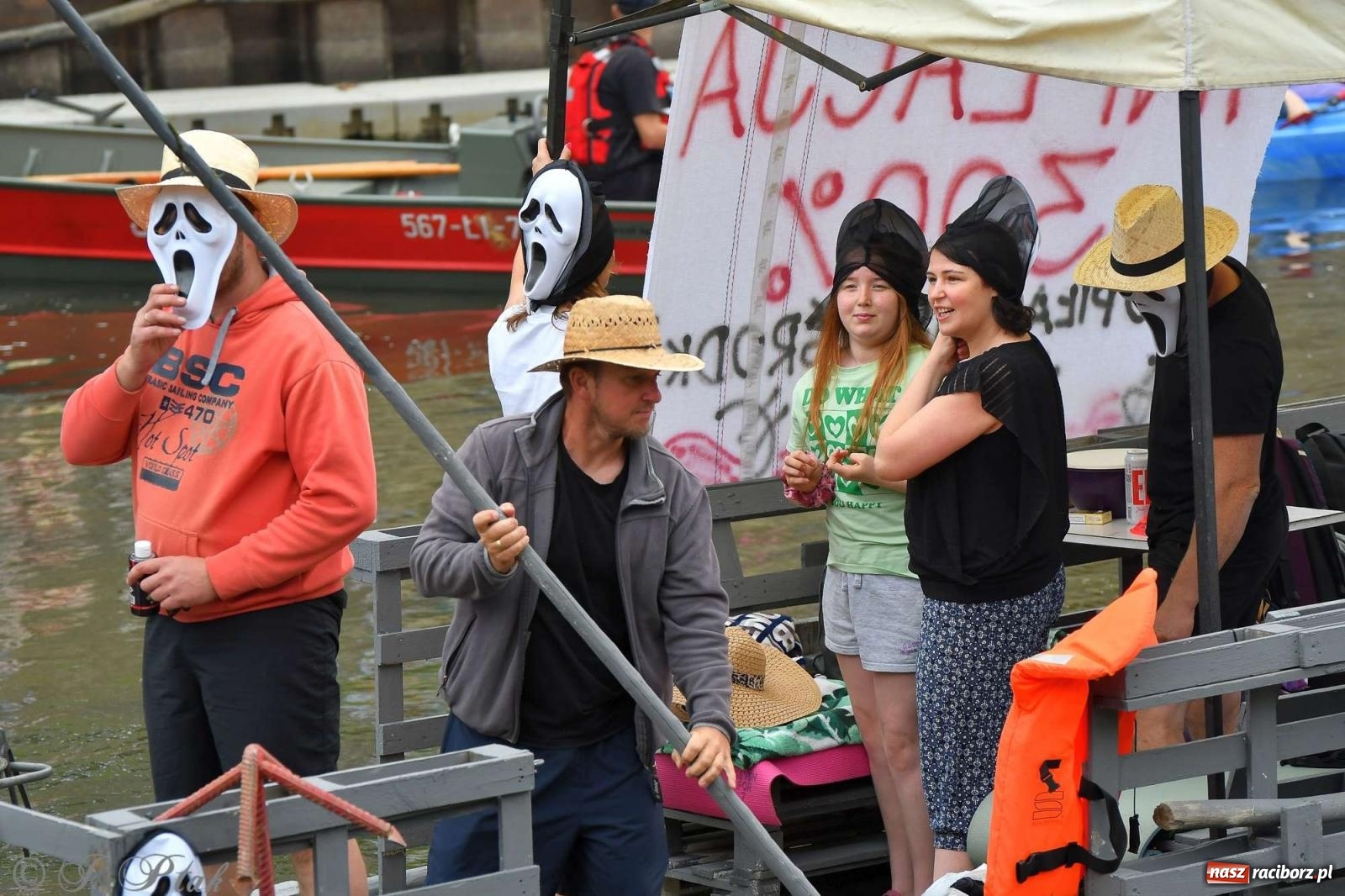 Zdjęcie w galerii na portalu naszraciborz.pl: Morsy, statki i łodzie. Pływadło na bis! wiadomości z regionu
