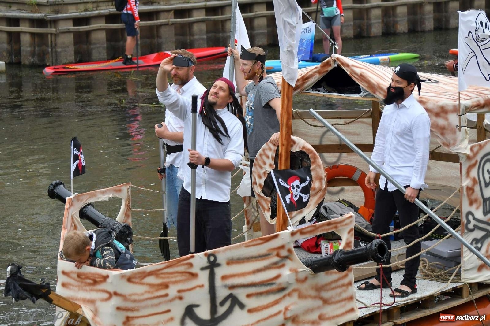Zdjęcie w galerii na portalu naszraciborz.pl: Morsy, statki i łodzie. Pływadło na bis! wiadomości z regionu
