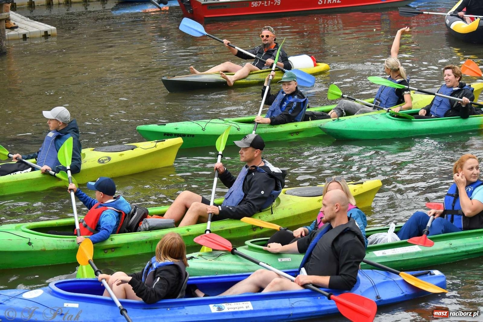 Zdjęcie w galerii na portalu naszraciborz.pl: Morsy, statki i łodzie. Pływadło na bis! wiadomości z regionu