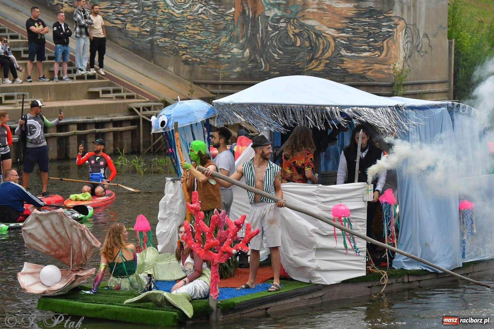 Zdjęcie w galerii na portalu naszraciborz.pl: Morsy, statki i łodzie. Pływadło na bis! wiadomości z regionu