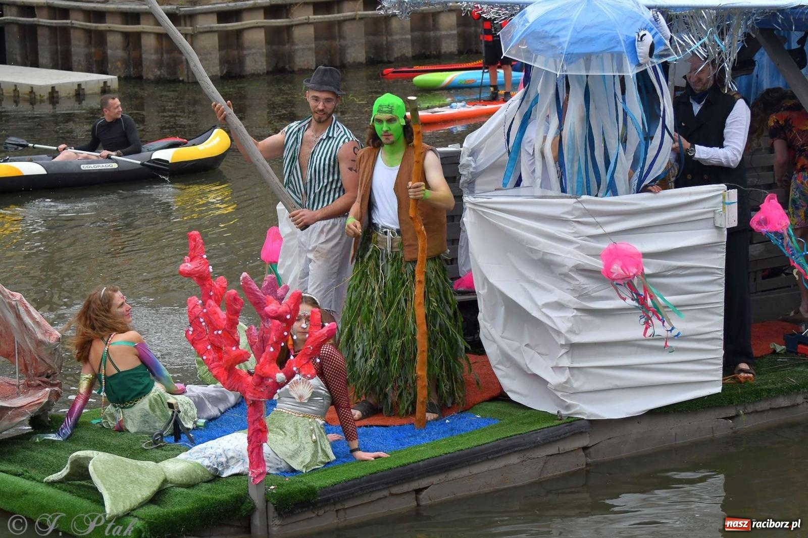 Zdjęcie w galerii na portalu naszraciborz.pl: Morsy, statki i łodzie. Pływadło na bis! wiadomości z regionu