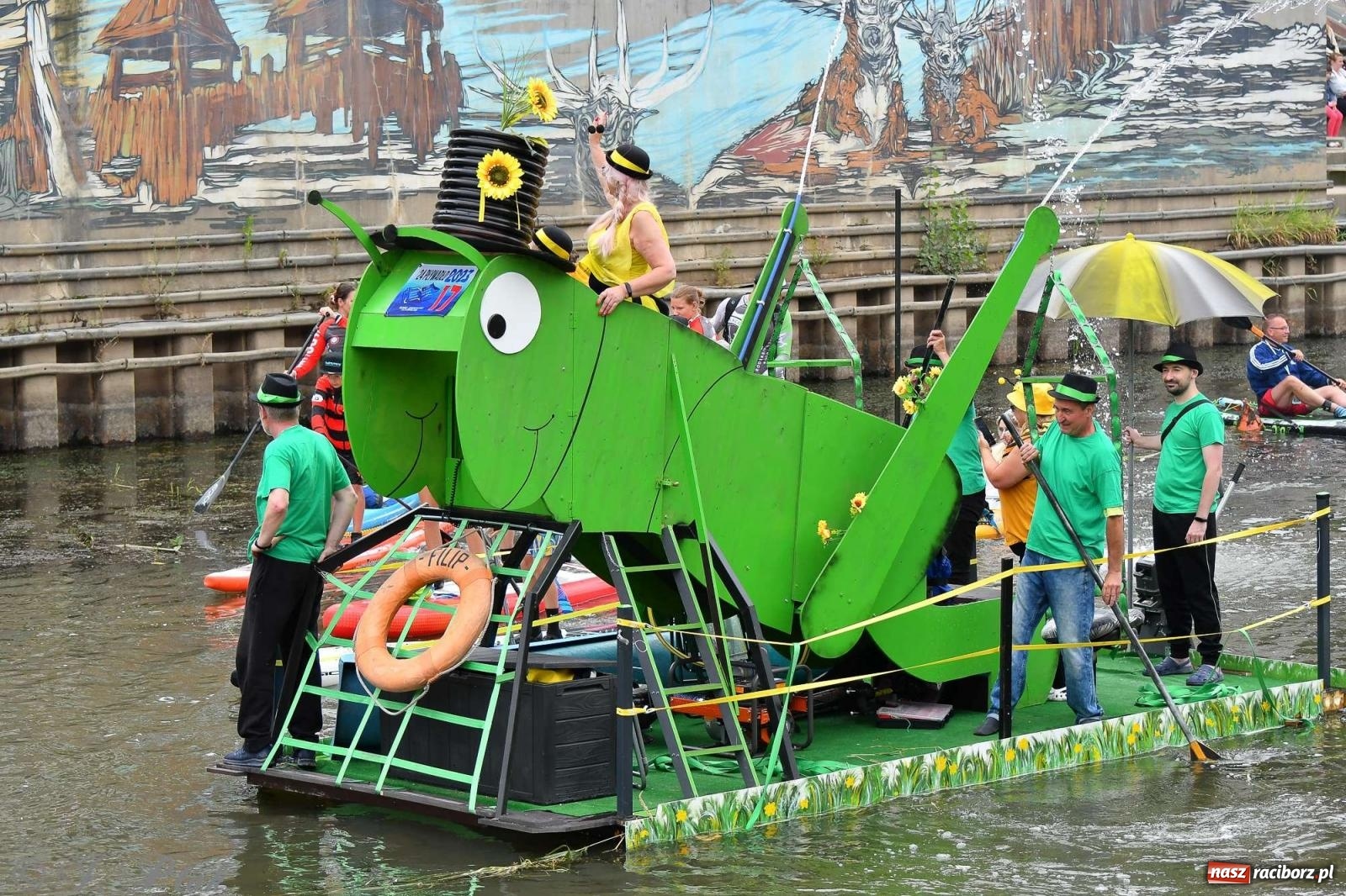 Zdjęcie w galerii na portalu naszraciborz.pl: Morsy, statki i łodzie. Pływadło na bis! wiadomości z regionu
