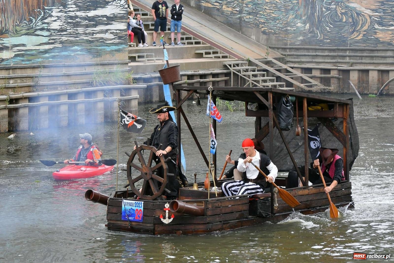 Zdjęcie w galerii na portalu naszraciborz.pl: Morsy, statki i łodzie. Pływadło na bis! wiadomości z regionu
