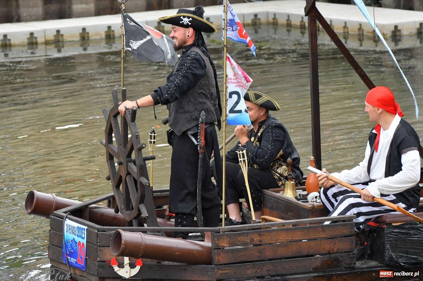 Zdjęcie w galerii na portalu naszraciborz.pl: Morsy, statki i łodzie. Pływadło na bis! wiadomości z regionu