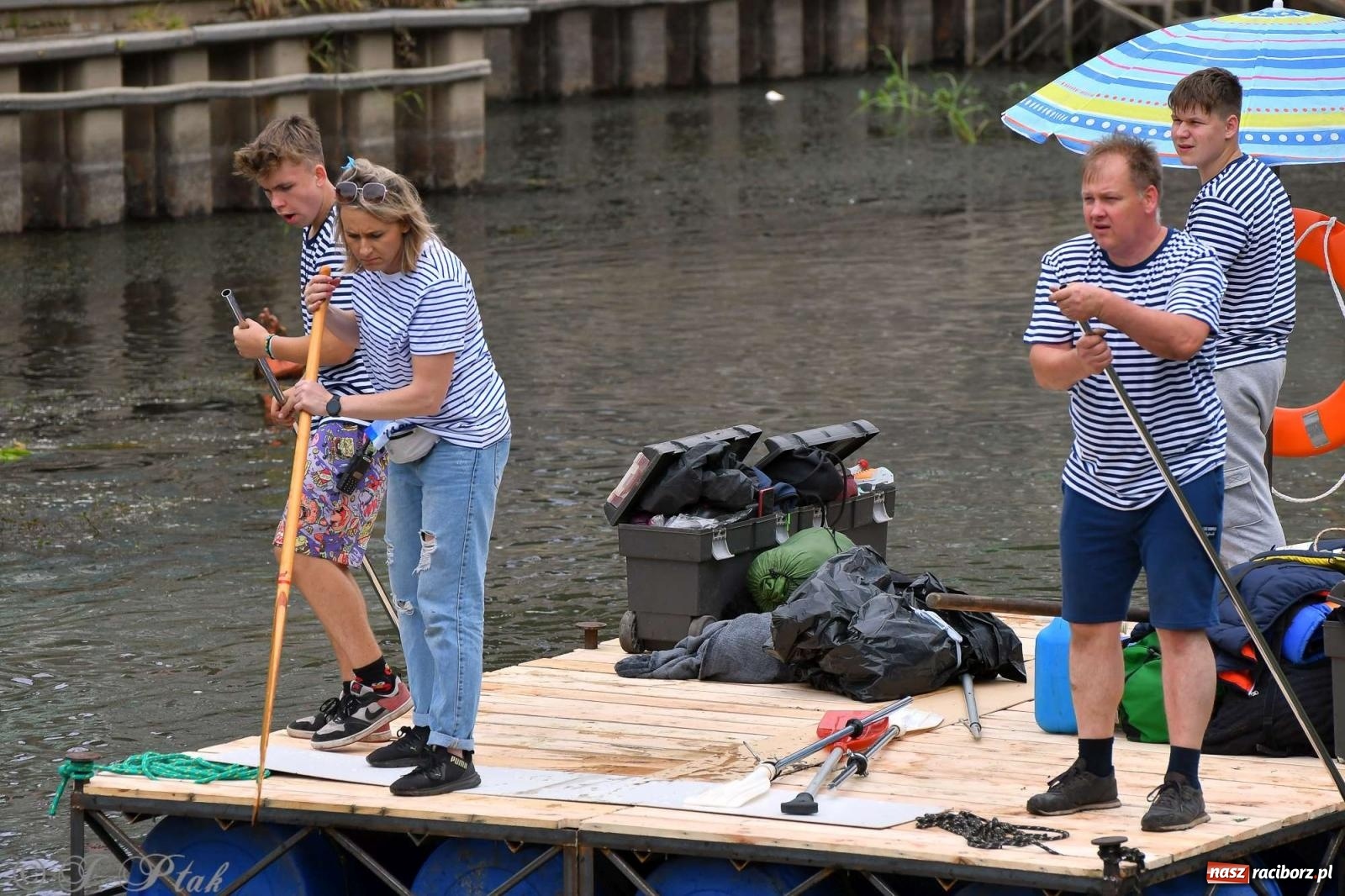 Zdjęcie w galerii na portalu naszraciborz.pl: Morsy, statki i łodzie. Pływadło na bis! wiadomości z regionu