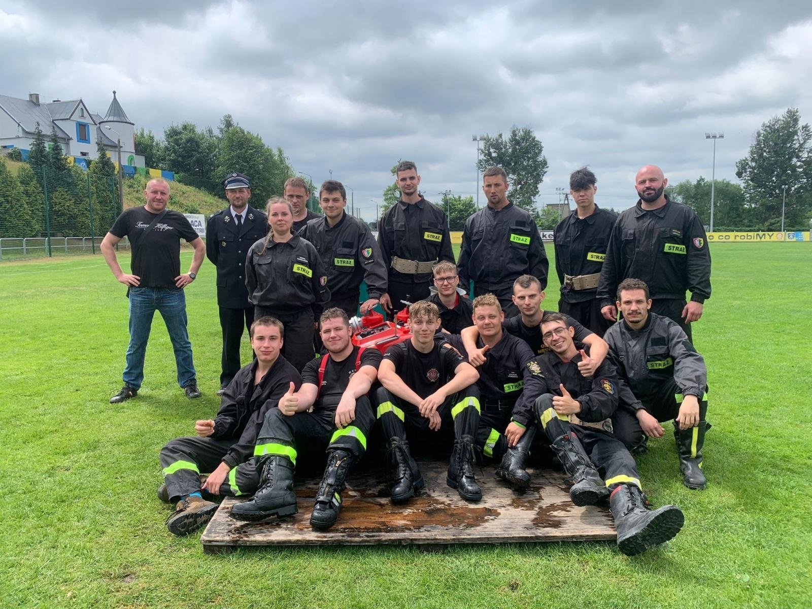 Zdjęcie w galerii na portalu naszraciborz.pl: OSP Zawada Książęca z pucharem wójt Nędzy wiadomości z regionu