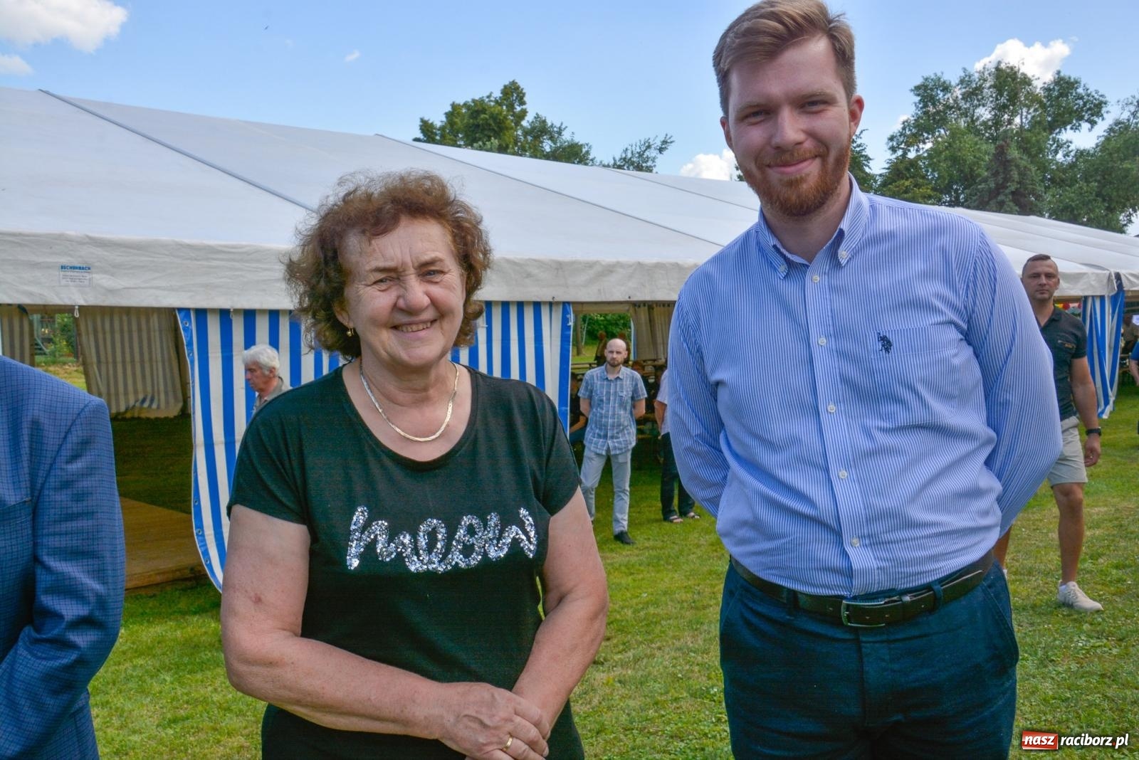 Zdjęcie w galerii na portalu naszraciborz.pl: Dąb papieski i kapsuła czasu. Gamów świętuje 800-lecie [FOTO i WIDEO] wiadomości z regionu