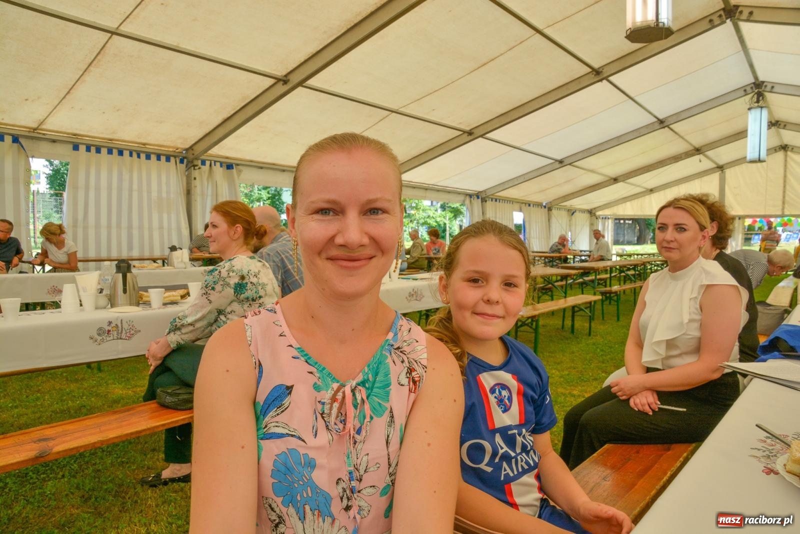 Zdjęcie w galerii na portalu naszraciborz.pl: Dąb papieski i kapsuła czasu. Gamów świętuje 800-lecie [FOTO i WIDEO] wiadomości z regionu