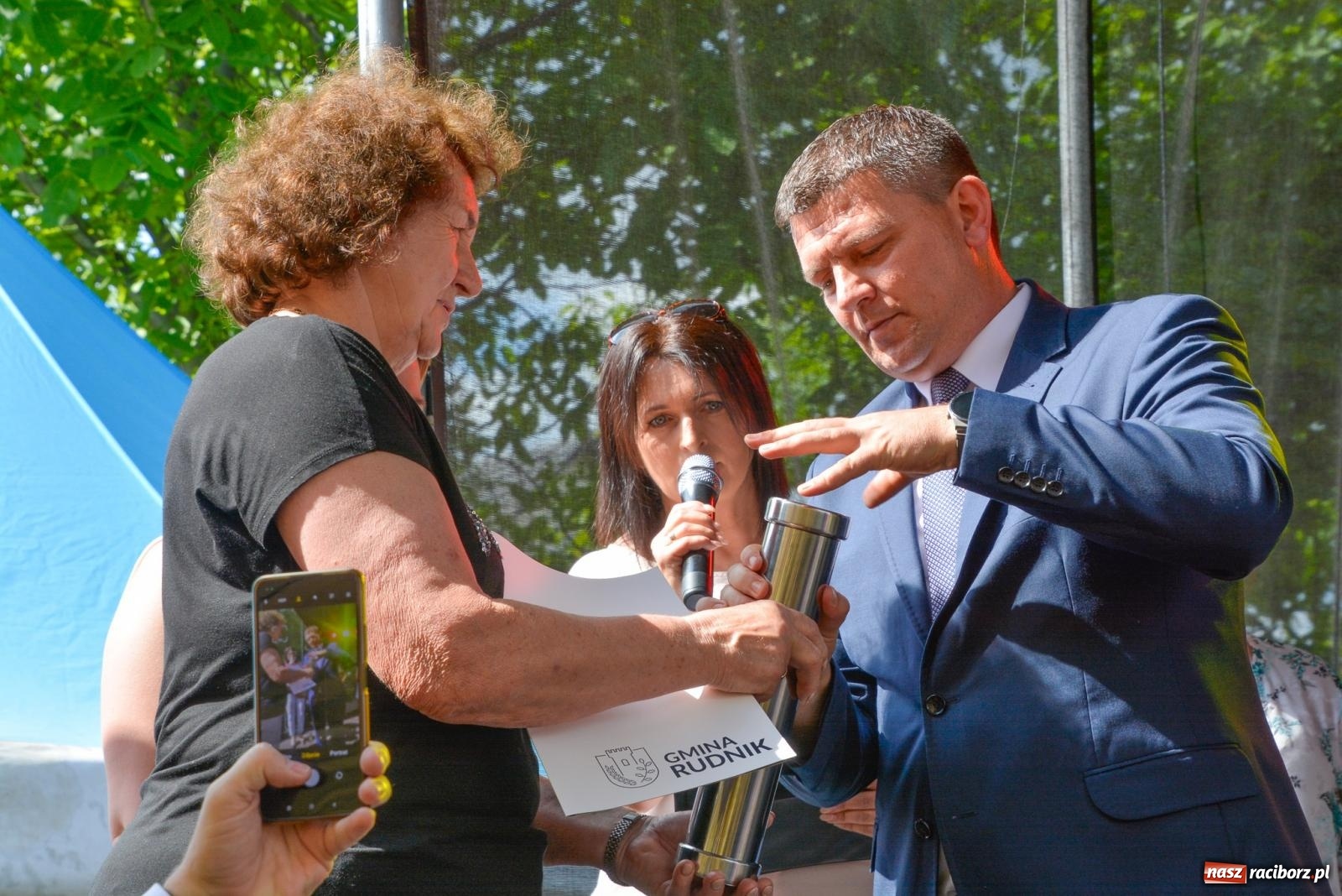 Zdjęcie w galerii na portalu naszraciborz.pl: Dąb papieski i kapsuła czasu. Gamów świętuje 800-lecie [FOTO i WIDEO] wiadomości z regionu