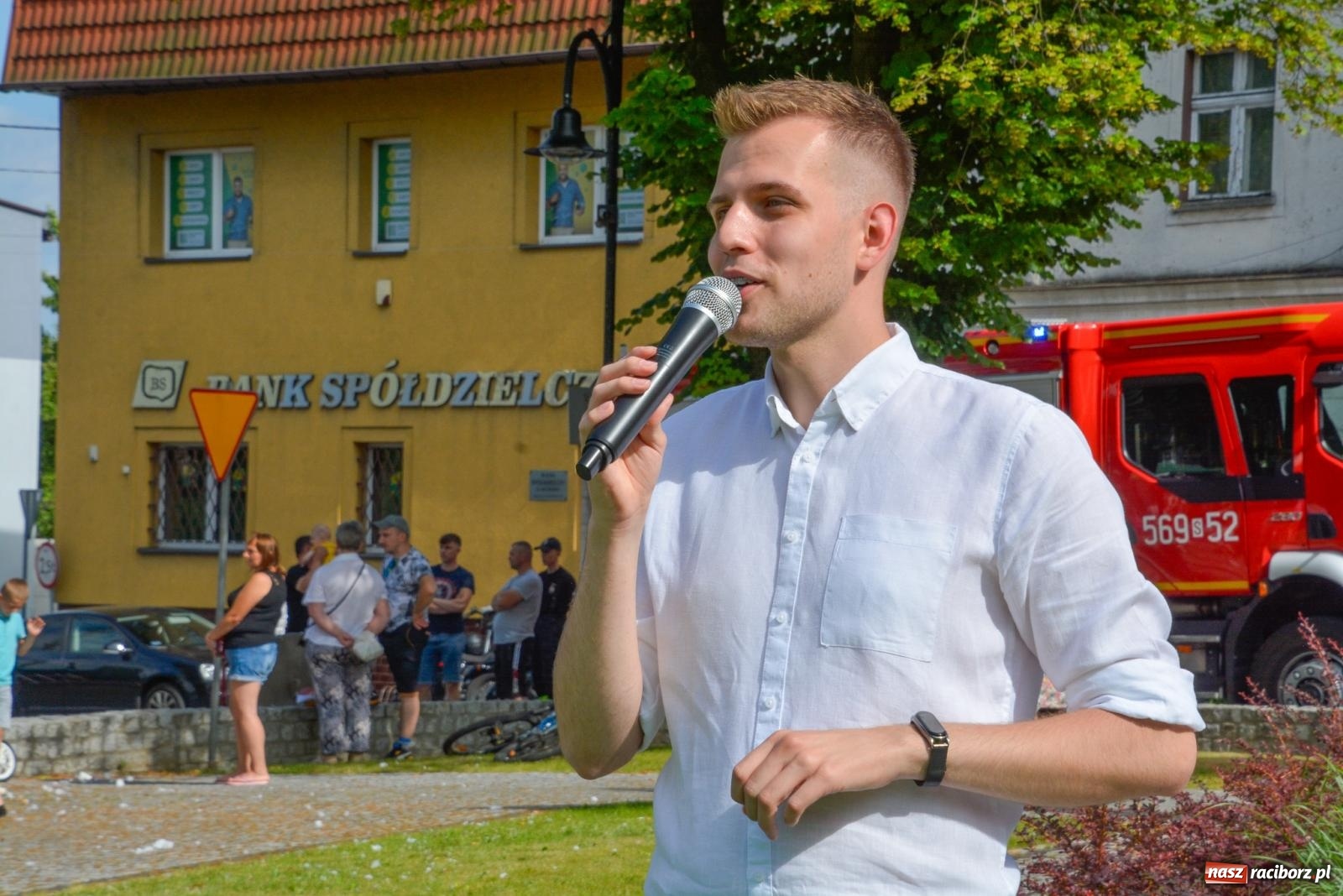 Zdjęcie w galerii na portalu naszraciborz.pl: Piana party i recyklingowi bohaterzy. Rodzinna niedziela w Krzanowicach [FOTO i WIDEO] wiadomości z regionu