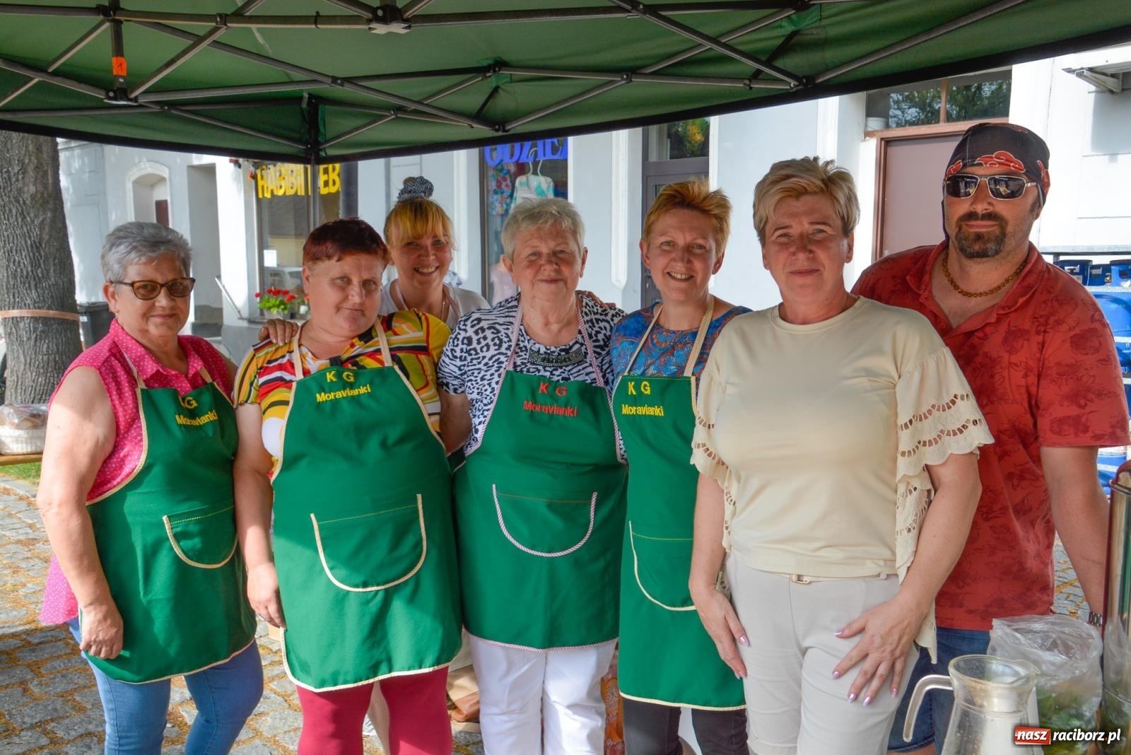 Zdjęcie w galerii na portalu naszraciborz.pl: Piana party i recyklingowi bohaterzy. Rodzinna niedziela w Krzanowicach [FOTO i WIDEO] wiadomości z regionu