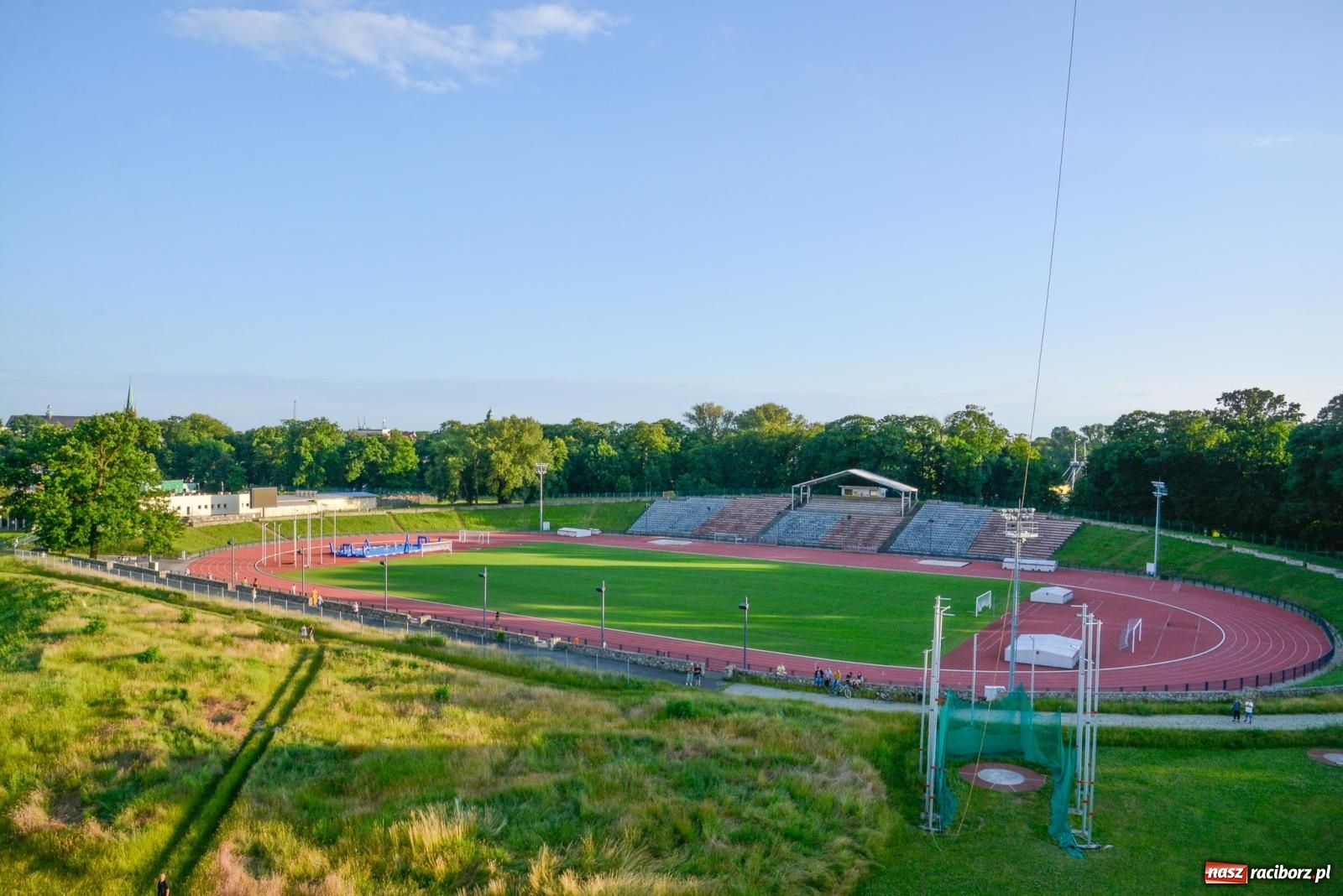 Zdjęcie w galerii na portalu naszraciborz.pl: Tysiąc zgłoszeń na wzlot balonem. Ruszyła powiatowa akcja wakacyjna wiadomości z regionu