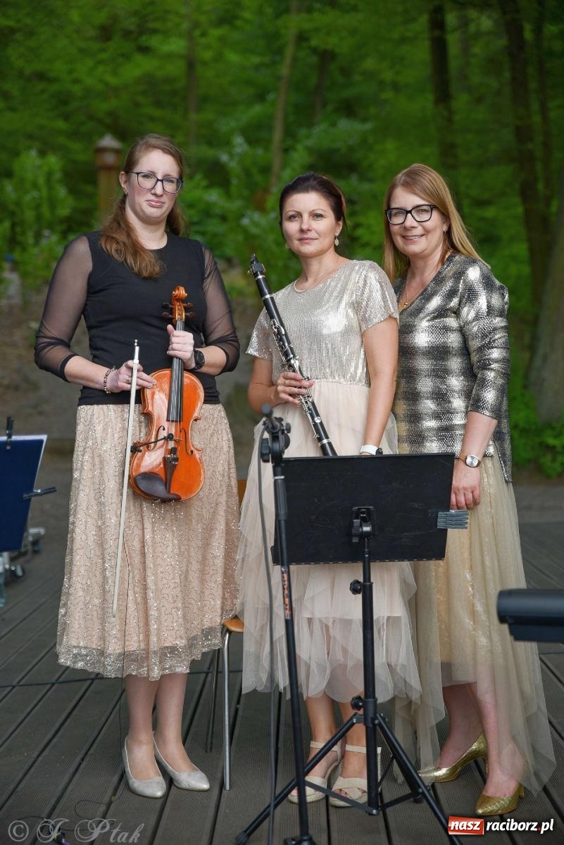 Zdjęcie w galerii na portalu naszraciborz.pl: Golden Classic Trio w Zaczarowanym Ogrodzie [FOTO i WIDEO] wiadomości z regionu
