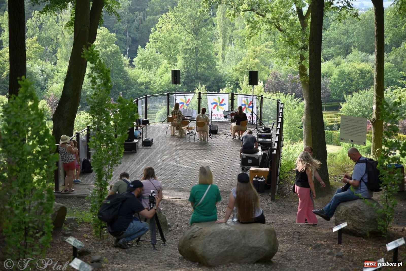 Zdjęcie w galerii na portalu naszraciborz.pl: Golden Classic Trio w Zaczarowanym Ogrodzie [FOTO i WIDEO] wiadomości z regionu