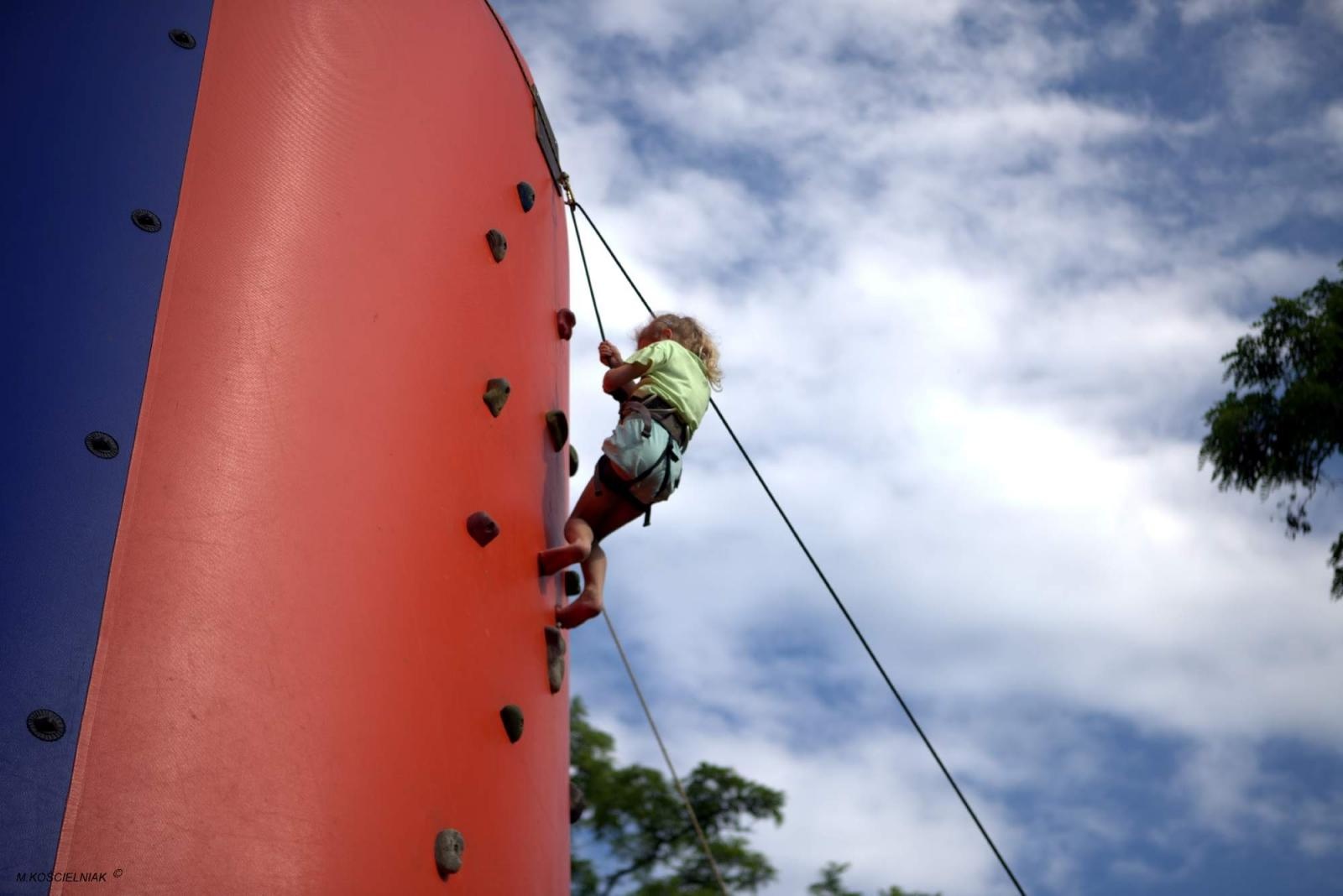 Zdjęcie w galerii na portalu naszraciborz.pl: Na zamku zainaugurowano akcję Wakacje w powiecie wiadomości z regionu