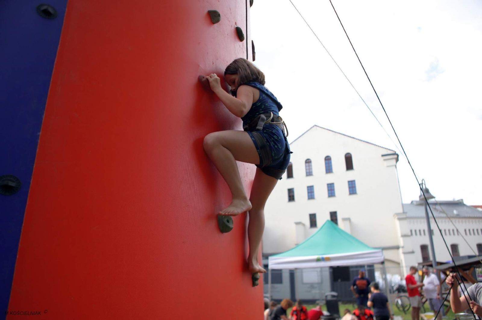 Zdjęcie w galerii na portalu naszraciborz.pl: Na zamku zainaugurowano akcję Wakacje w powiecie wiadomości z regionu