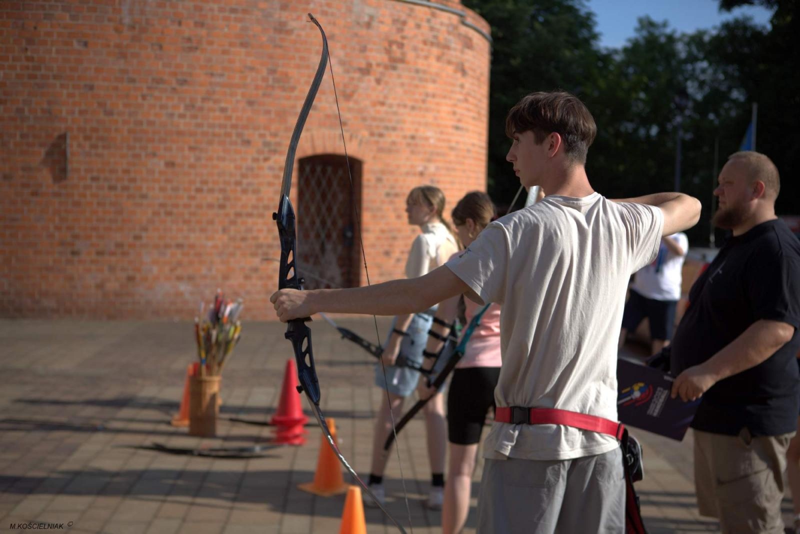 Zdjęcie w galerii na portalu naszraciborz.pl: Na zamku zainaugurowano akcję Wakacje w powiecie wiadomości z regionu