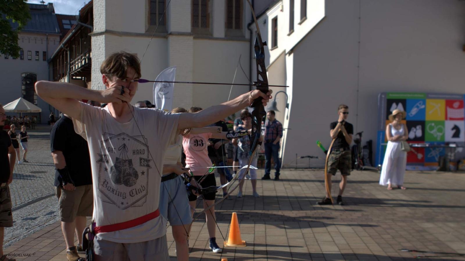 Zdjęcie w galerii na portalu naszraciborz.pl: Na zamku zainaugurowano akcję Wakacje w powiecie wiadomości z regionu