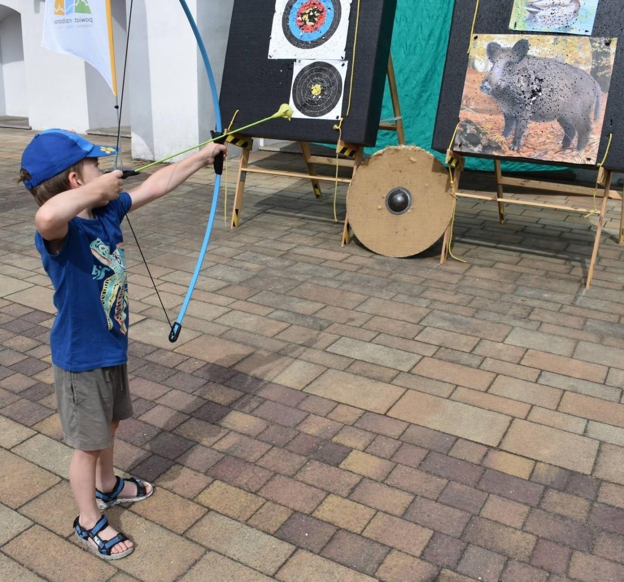 Zdjęcie w galerii na portalu naszraciborz.pl: Na zamku zainaugurowano akcję Wakacje w powiecie wiadomości z regionu
