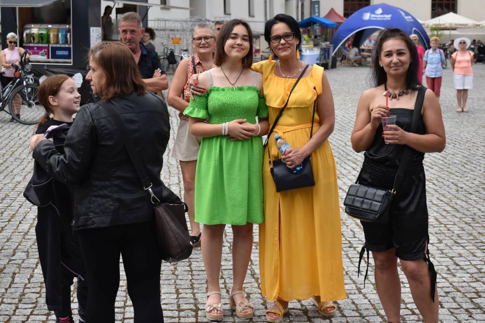 Zdjęcie w galerii na portalu naszraciborz.pl: Na zamku zainaugurowano akcję Wakacje w powiecie wiadomości z regionu