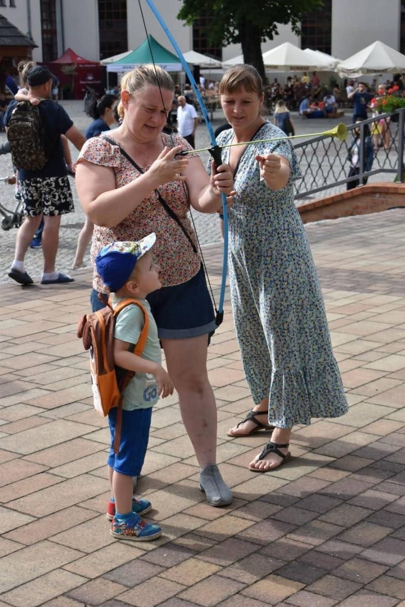 Zdjęcie w galerii na portalu naszraciborz.pl: Na zamku zainaugurowano akcję Wakacje w powiecie wiadomości z regionu