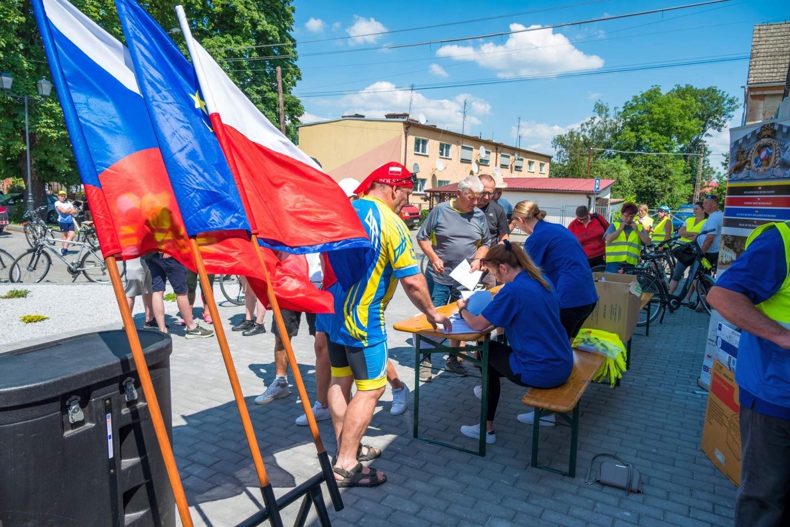 Zdjęcie w galerii na portalu naszraciborz.pl: Polsko-czeski rajd rowerowy szlakiem rodów pogranicza wiadomości z regionu