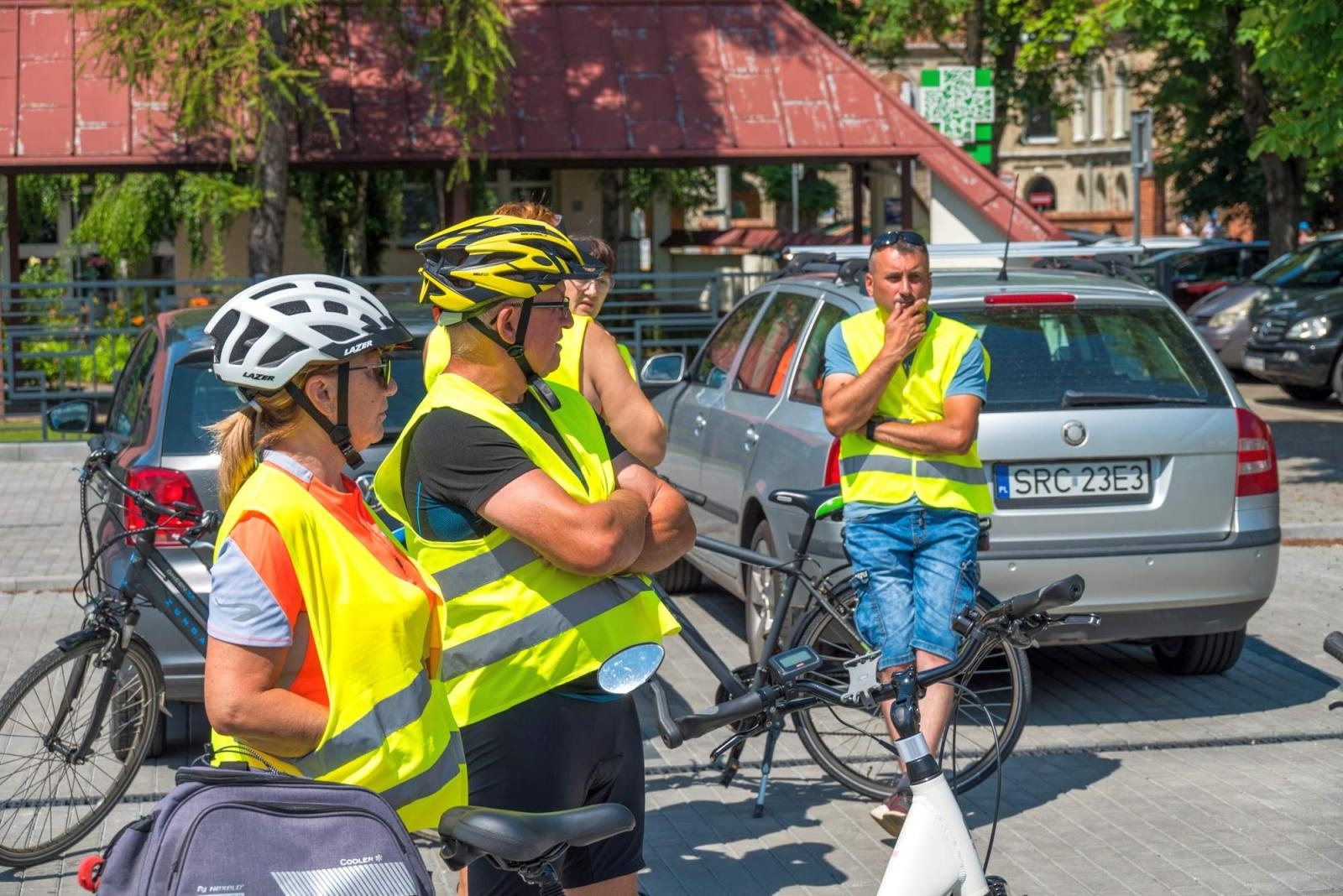 Zdjęcie w galerii na portalu naszraciborz.pl: Polsko-czeski rajd rowerowy szlakiem rodów pogranicza wiadomości z regionu