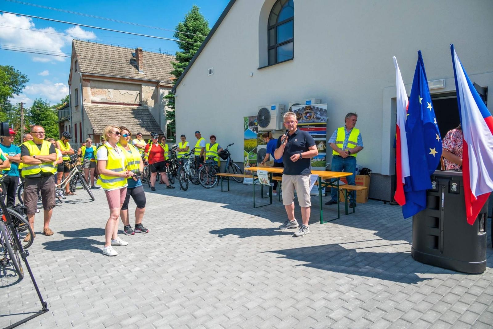 Zdjęcie w galerii na portalu naszraciborz.pl: Polsko-czeski rajd rowerowy szlakiem rodów pogranicza wiadomości z regionu