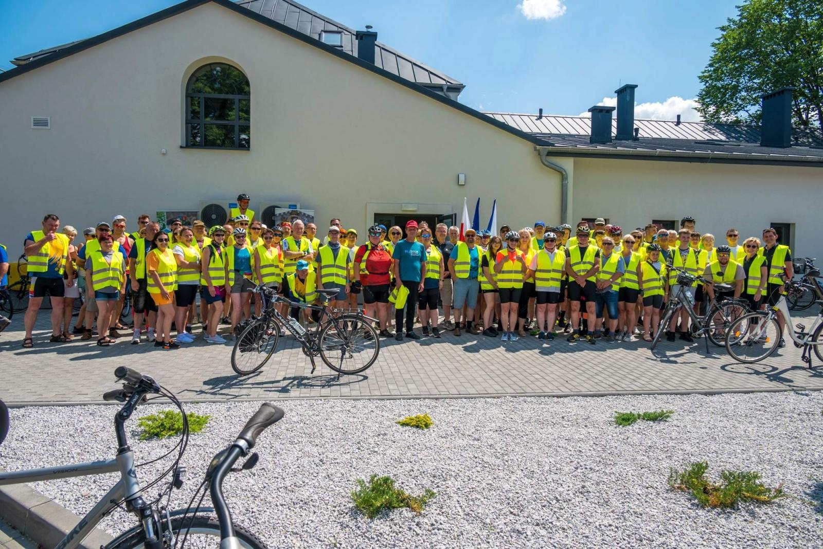 Zdjęcie w galerii na portalu naszraciborz.pl: Polsko-czeski rajd rowerowy szlakiem rodów pogranicza wiadomości z regionu