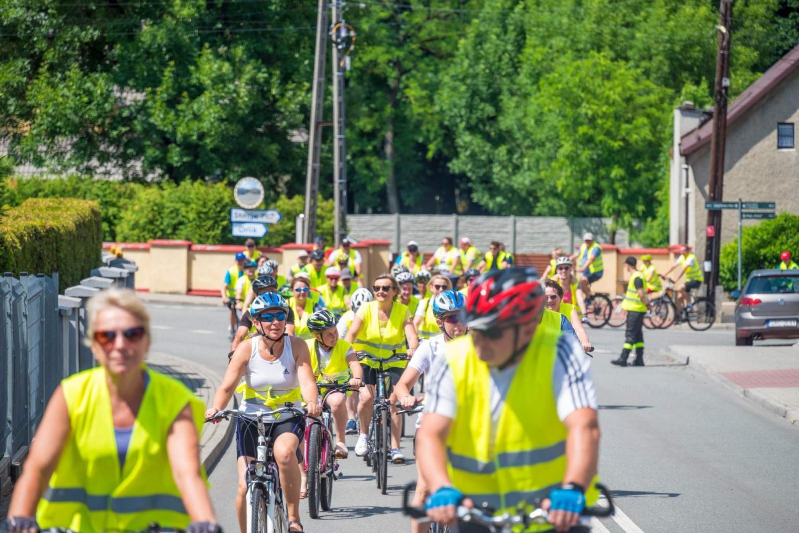 Zdjęcie w galerii na portalu naszraciborz.pl: Polsko-czeski rajd rowerowy szlakiem rodów pogranicza wiadomości z regionu