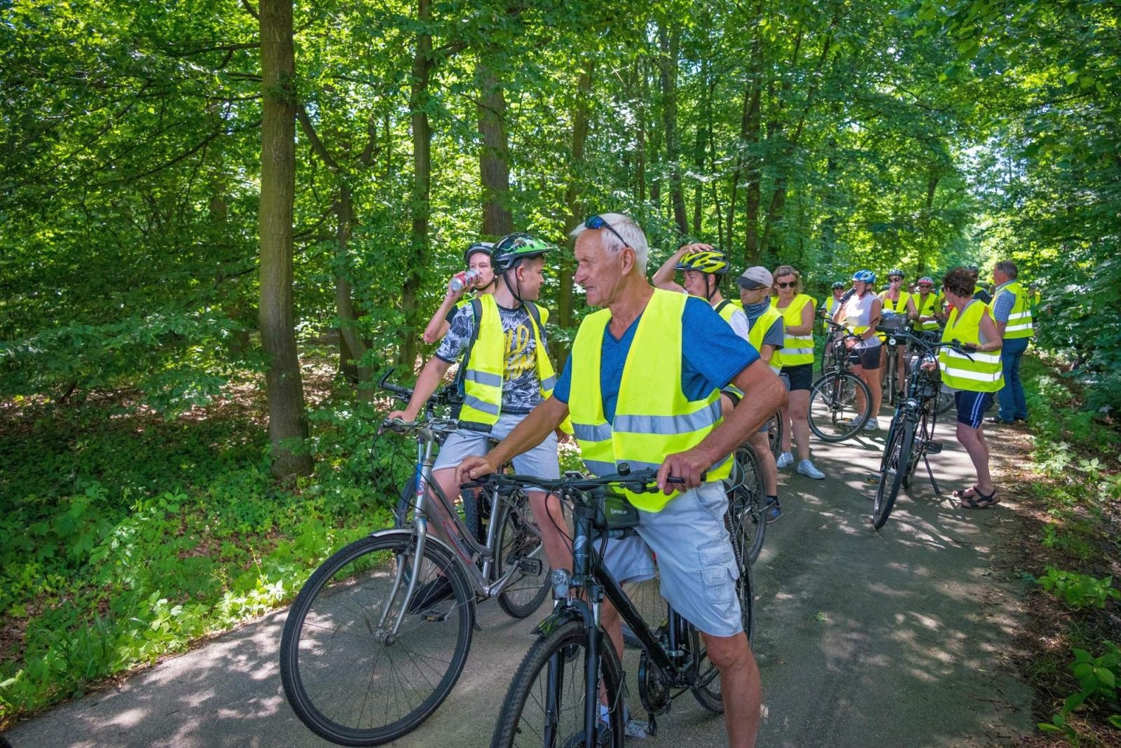 Zdjęcie w galerii na portalu naszraciborz.pl: Polsko-czeski rajd rowerowy szlakiem rodów pogranicza wiadomości z regionu