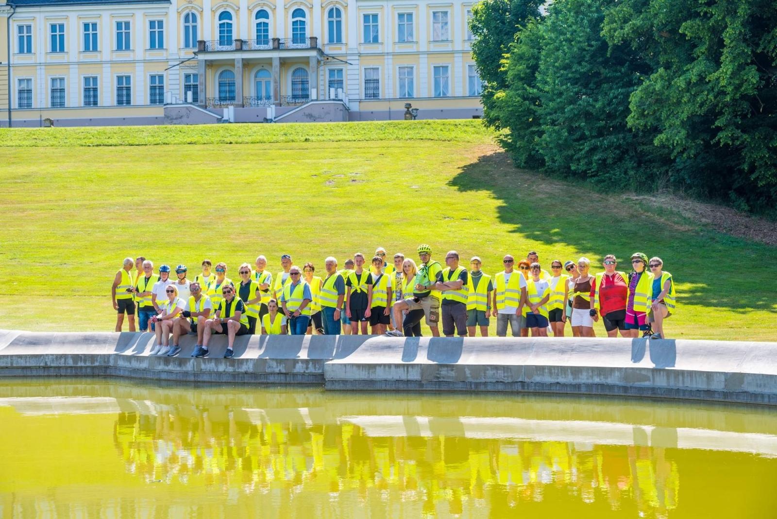 Zdjęcie w galerii na portalu naszraciborz.pl: Polsko-czeski rajd rowerowy szlakiem rodów pogranicza wiadomości z regionu