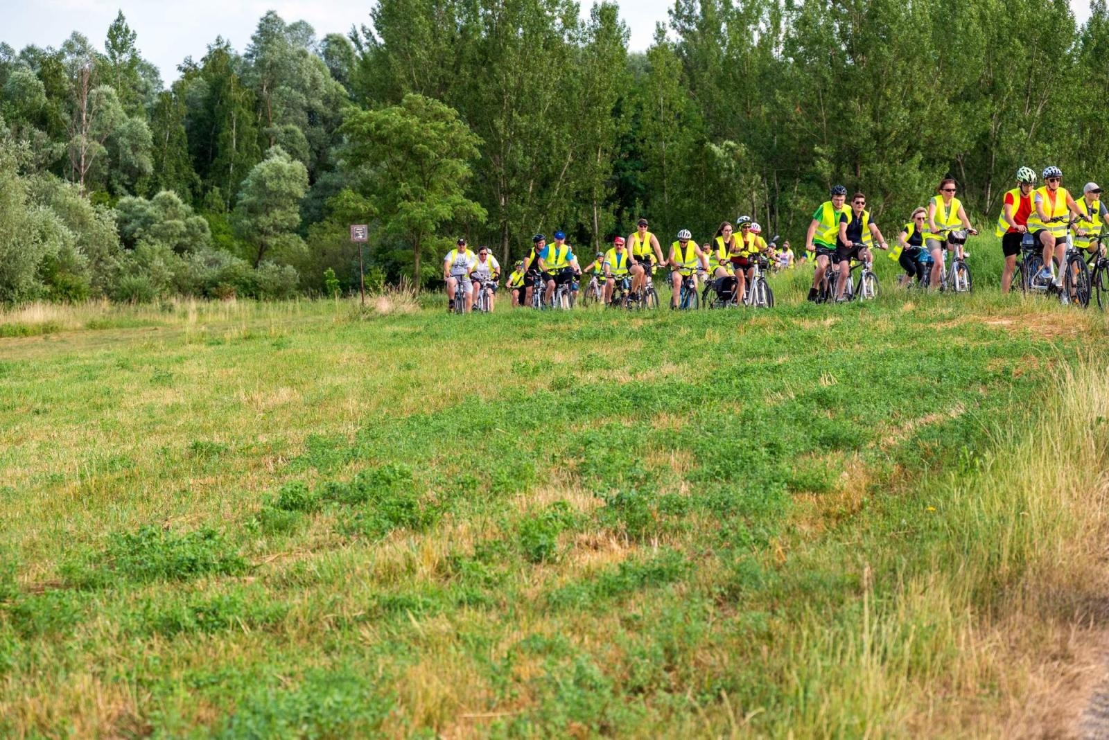 Zdjęcie w galerii na portalu naszraciborz.pl: Polsko-czeski rajd rowerowy szlakiem rodów pogranicza wiadomości z regionu