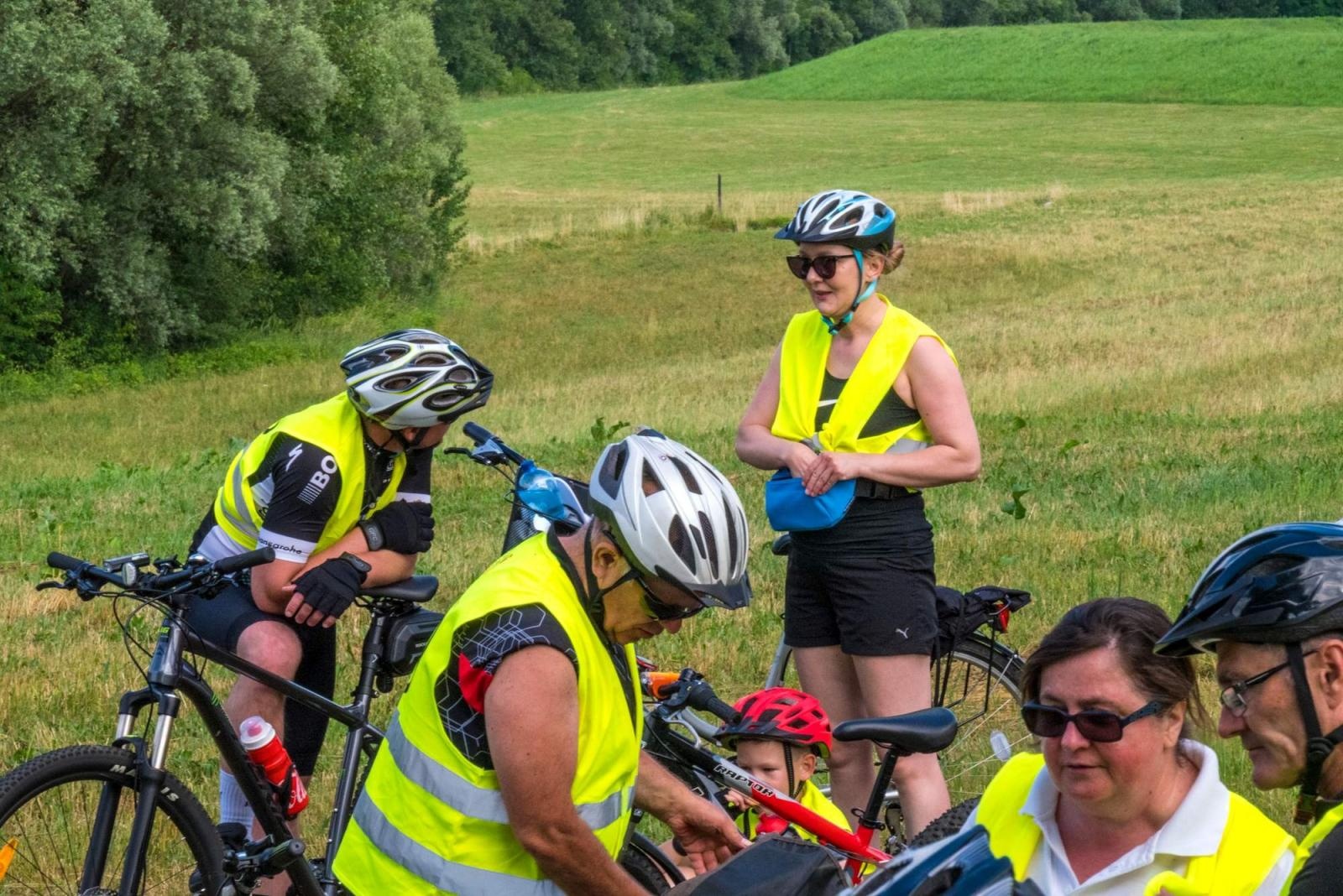 Zdjęcie w galerii na portalu naszraciborz.pl: Polsko-czeski rajd rowerowy szlakiem rodów pogranicza wiadomości z regionu