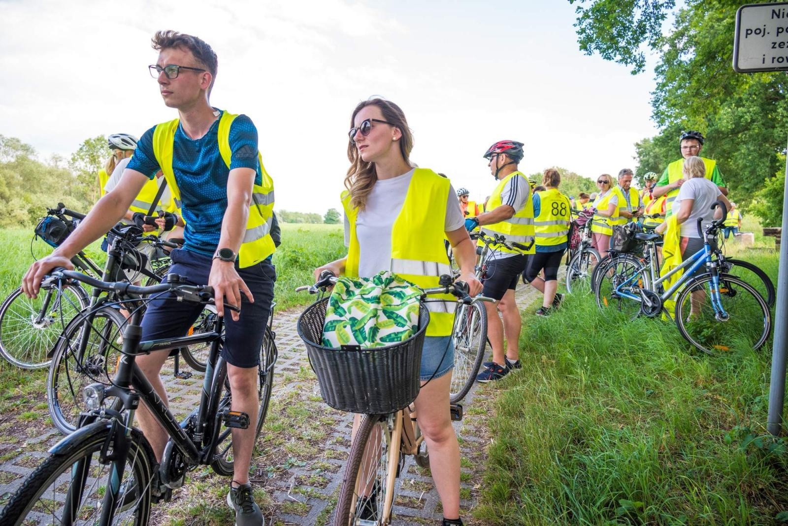 Zdjęcie w galerii na portalu naszraciborz.pl: Polsko-czeski rajd rowerowy szlakiem rodów pogranicza wiadomości z regionu