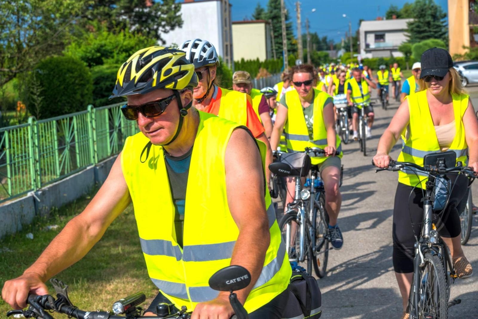 Zdjęcie w galerii na portalu naszraciborz.pl: Polsko-czeski rajd rowerowy szlakiem rodów pogranicza wiadomości z regionu