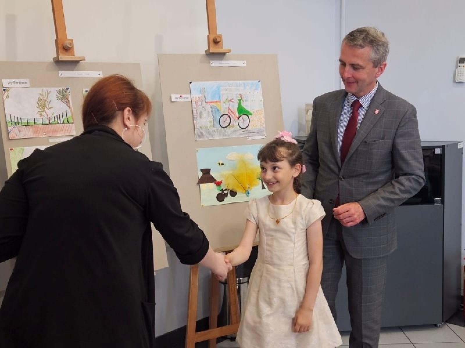 Zdjęcie w galerii na portalu naszraciborz.pl: Rozstrzygnięto konkurs Zielony Racibórz z perspektywy rowerowego siodełka wiadomości z regionu