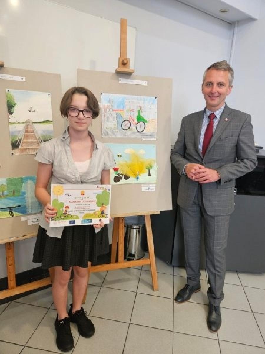 Zdjęcie w galerii na portalu naszraciborz.pl: Rozstrzygnięto konkurs Zielony Racibórz z perspektywy rowerowego siodełka wiadomości z regionu