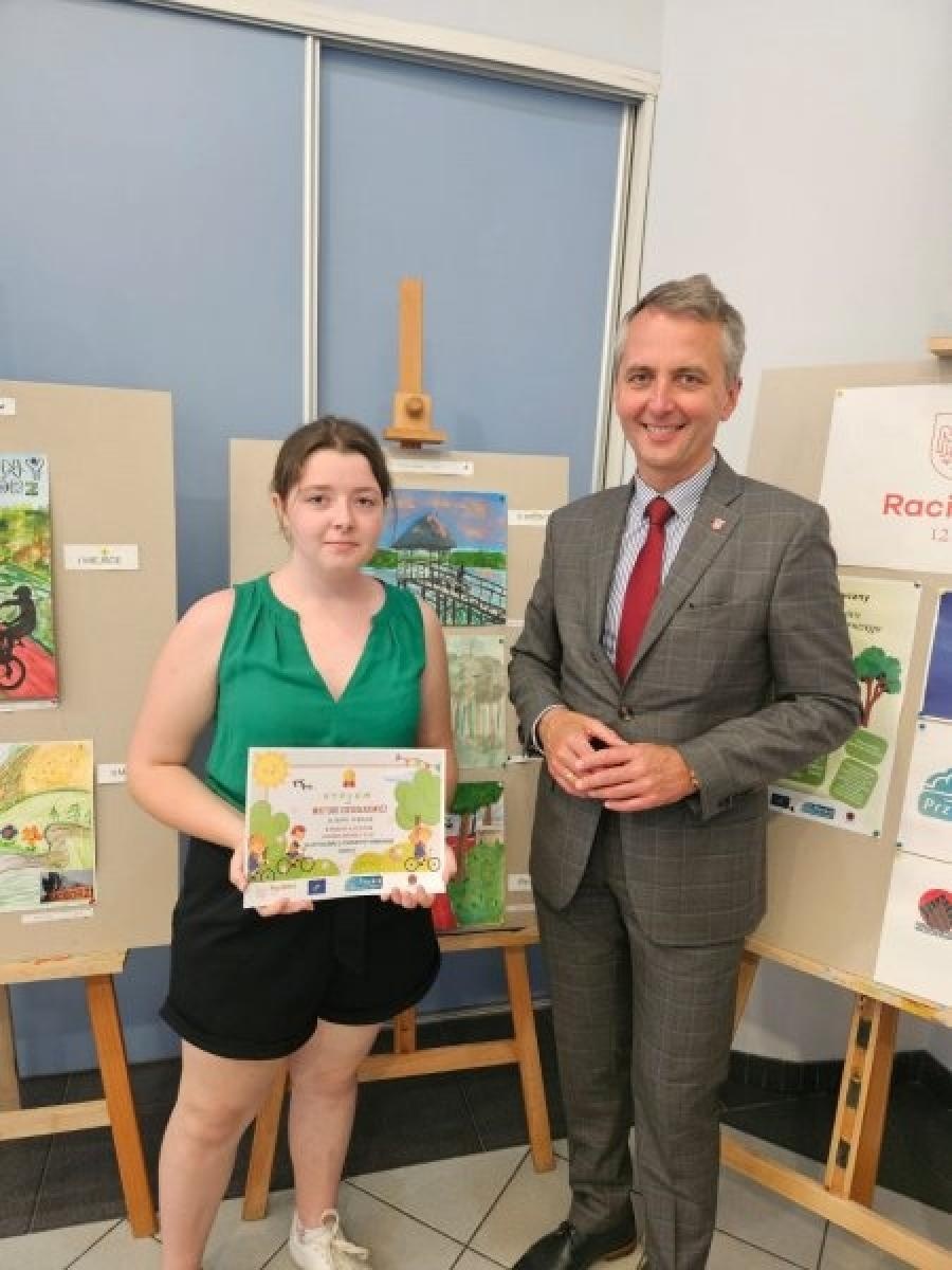 Zdjęcie w galerii na portalu naszraciborz.pl: Rozstrzygnięto konkurs Zielony Racibórz z perspektywy rowerowego siodełka wiadomości z regionu