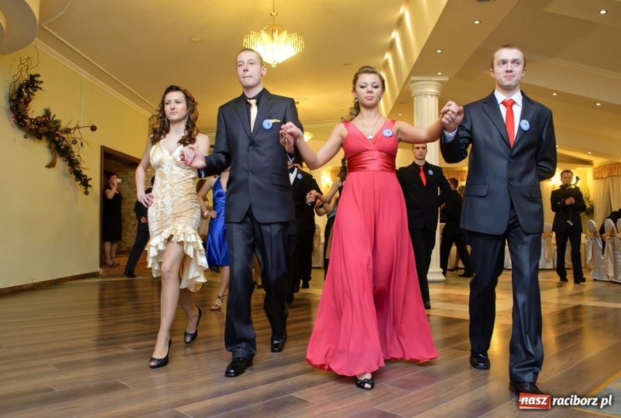 Zdjęcie w galerii na portalu naszraciborz.pl: Bal maturalny raciborskiej Zawodówki wiadomości z regionu