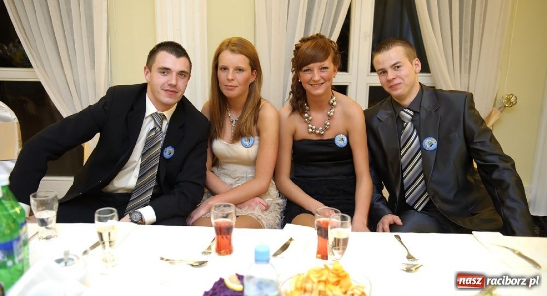 Zdjęcie w galerii na portalu naszraciborz.pl: Bal maturalny raciborskiej Zawodówki wiadomości z regionu