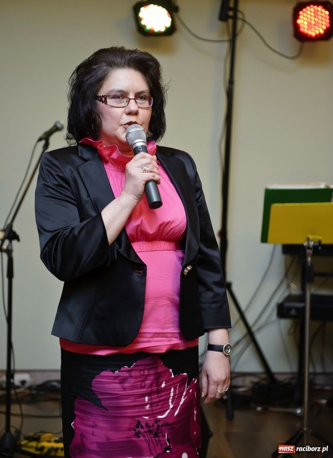 Zdjęcie w galerii na portalu naszraciborz.pl: Bal maturalny raciborskiej Zawodówki wiadomości z regionu