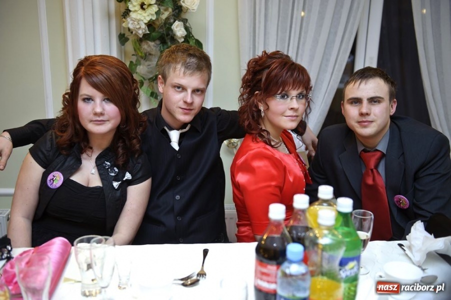 Zdjęcie w galerii na portalu naszraciborz.pl: Bal maturalny raciborskiej Zawodówki wiadomości z regionu