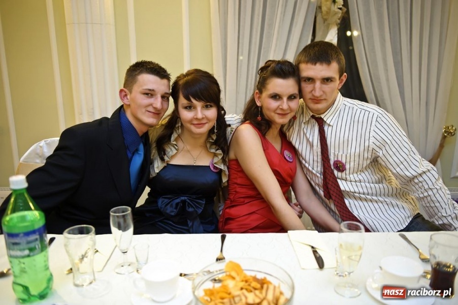 Zdjęcie w galerii na portalu naszraciborz.pl: Bal maturalny raciborskiej Zawodówki wiadomości z regionu