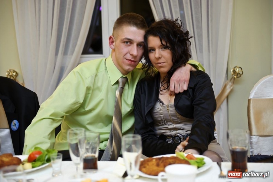 Zdjęcie w galerii na portalu naszraciborz.pl: Bal maturalny raciborskiej Zawodówki wiadomości z regionu