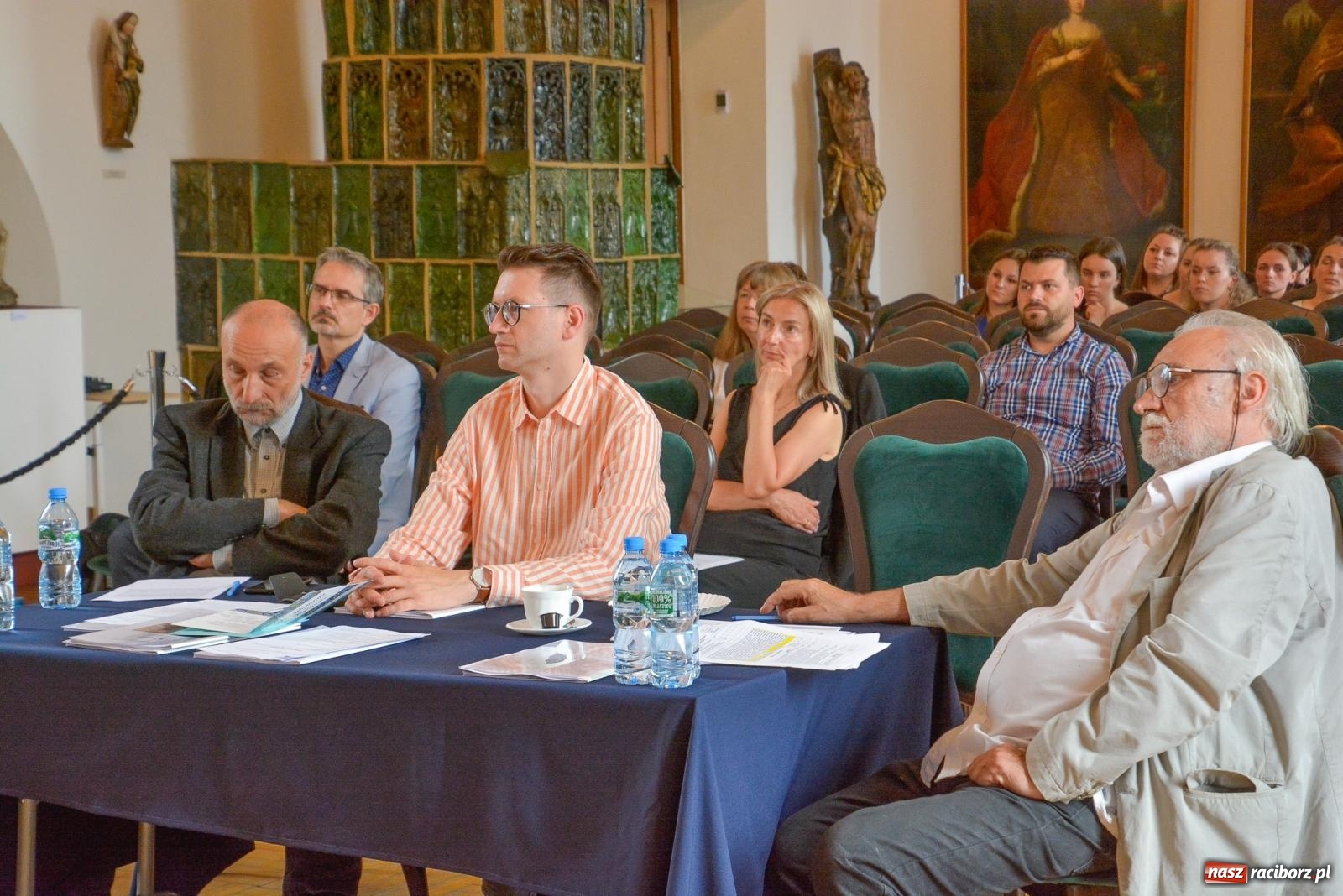 Zdjęcie w galerii na portalu naszraciborz.pl: Studenci architektury raciborskiej ANS prezentowali swoje inżynierskie prace dyplomowe wiadomości z regionu