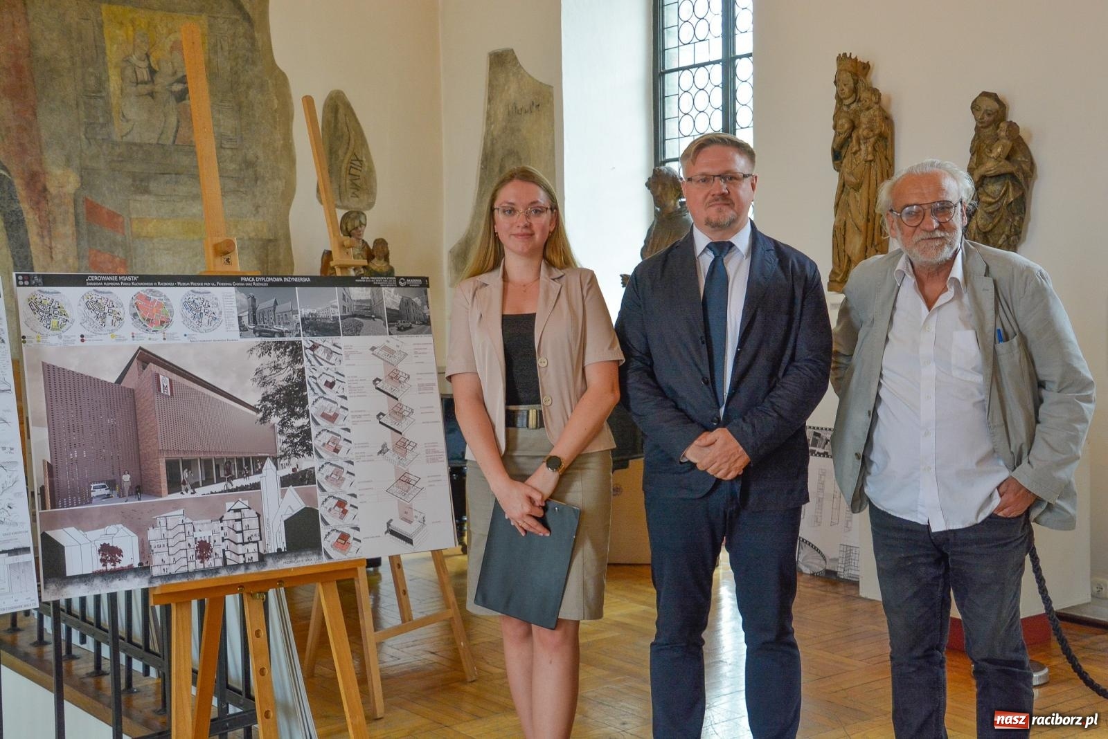 Zdjęcie w galerii na portalu naszraciborz.pl: Studenci architektury raciborskiej ANS prezentowali swoje inżynierskie prace dyplomowe wiadomości z regionu