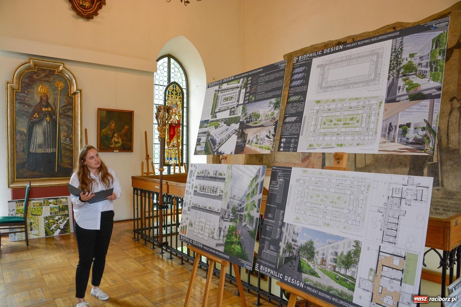 Zdjęcie w galerii na portalu naszraciborz.pl: Studenci architektury raciborskiej ANS prezentowali swoje inżynierskie prace dyplomowe wiadomości z regionu