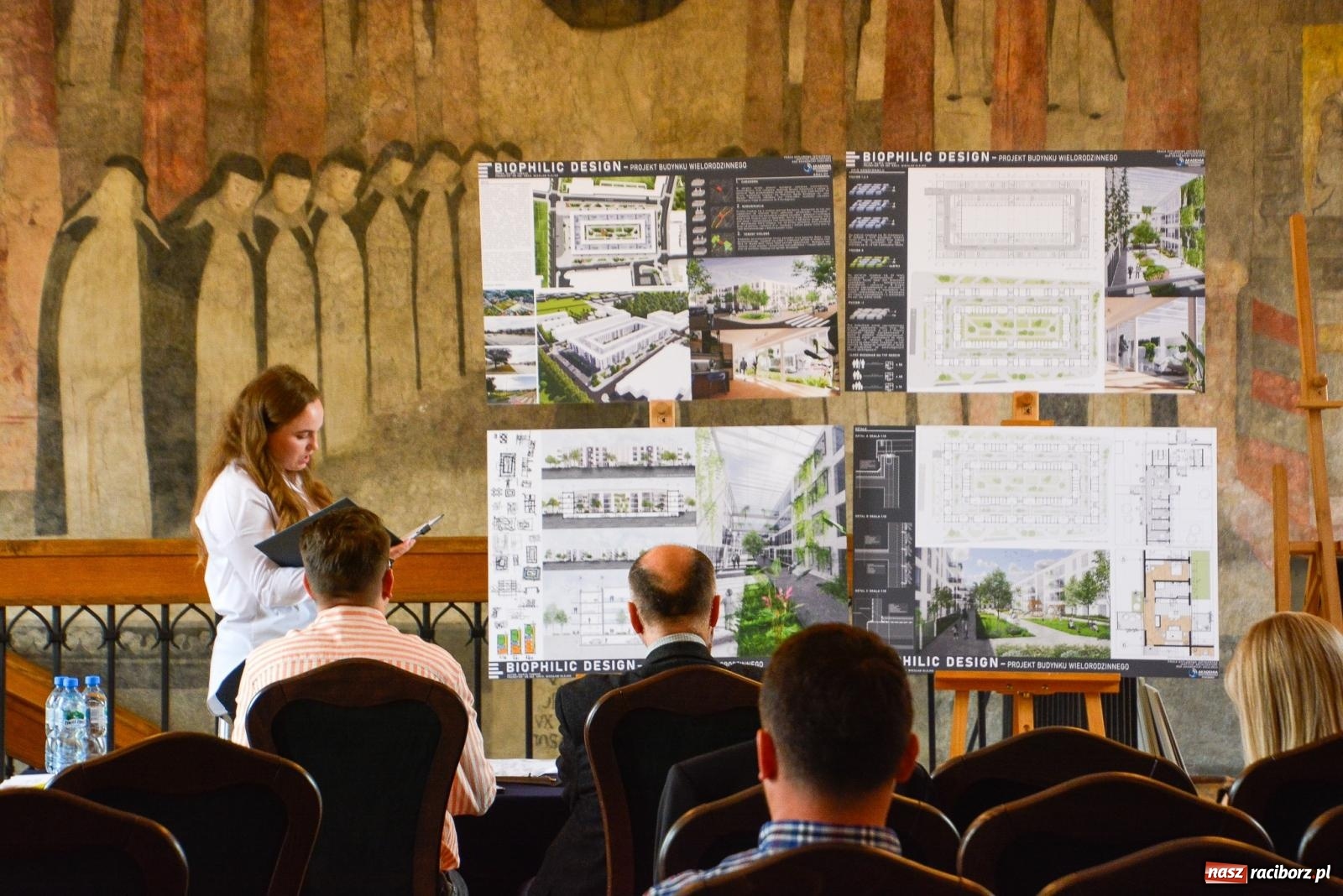 Zdjęcie w galerii na portalu naszraciborz.pl: Studenci architektury raciborskiej ANS prezentowali swoje inżynierskie prace dyplomowe wiadomości z regionu