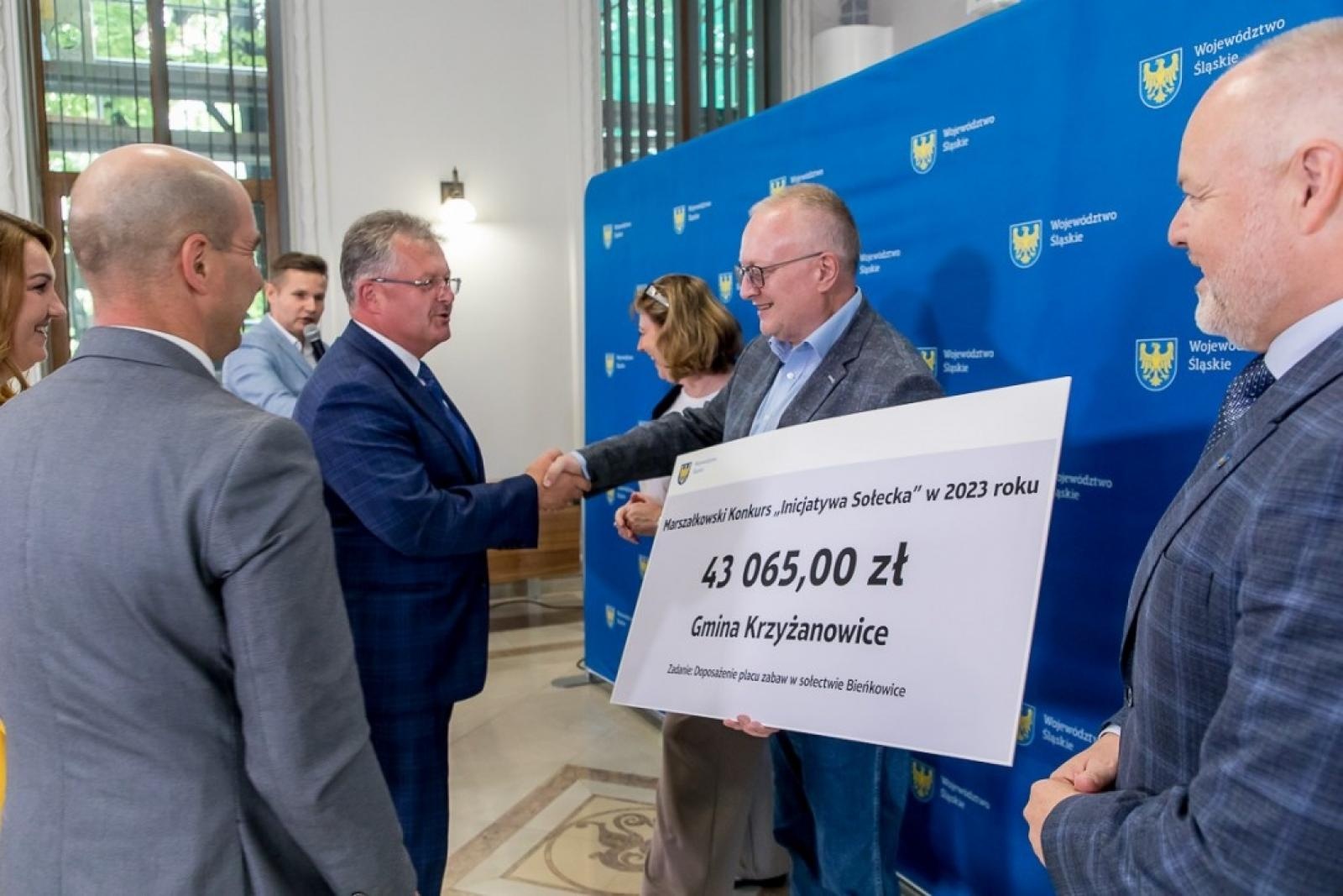 Zdjęcie w galerii na portalu naszraciborz.pl: Inicjatywa sołecka. Wsparcie dla gmin powiatu raciborskiego wiadomości z regionu